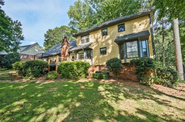 Building Photo - 5741 Wolf Laurel Dr SW