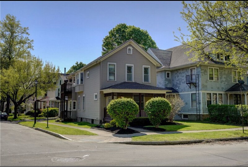 Foto principal - 212 S Goodman St