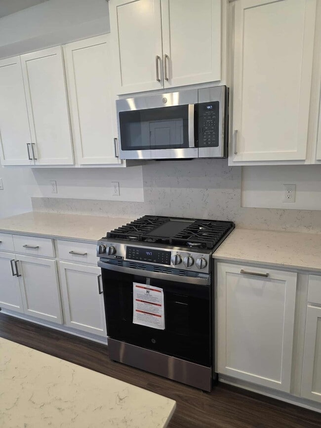 Foto del edificio - 4222 W Cirrus Ln