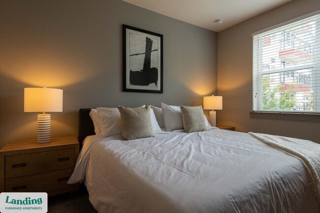 Foto del edificio - 6107 E Riverside Dr