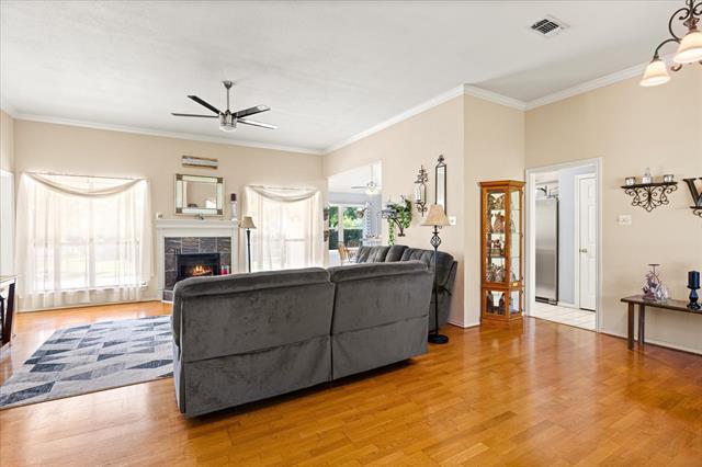 Foto del edificio - 8901 Magnolia Vale Dr