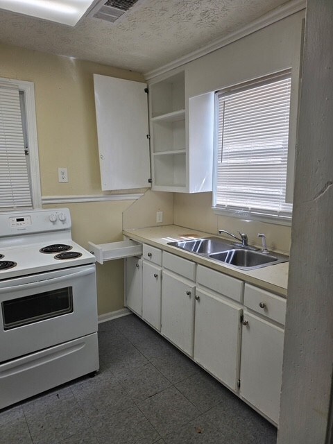 Foto del edificio - 2443 S Lumpkin Rd