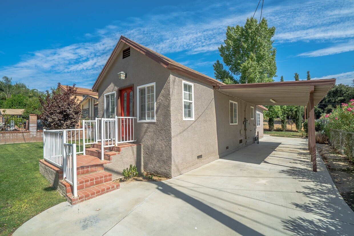 30353 Arlington St, Castaic, CA 91384 House Rental in Castaic, CA