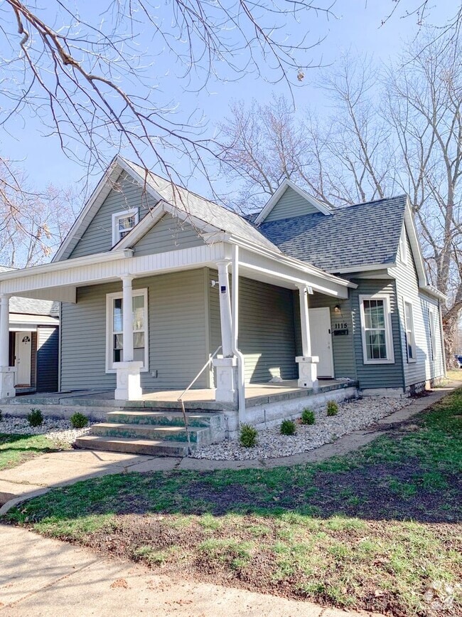 Building Photo - 1115 N 6th St