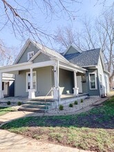 Building Photo - 1115 N 6th St