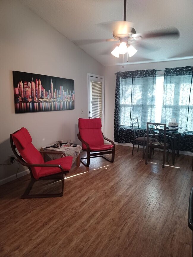 Foto del edificio - Preserves at River's Edge