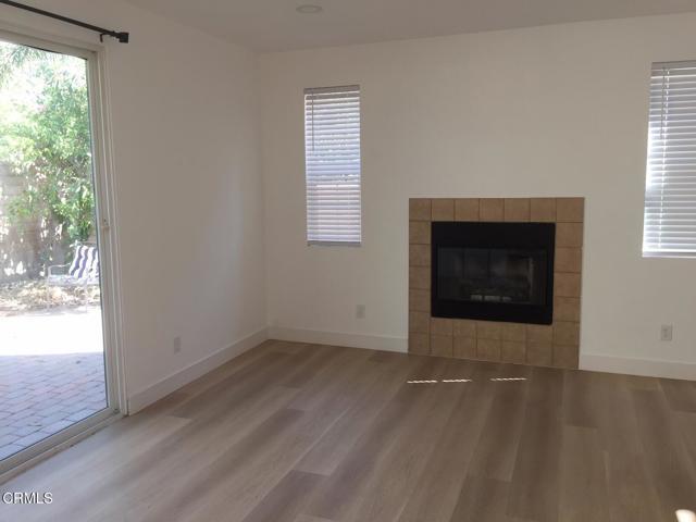 Foto del edificio - 1743 Watercrest Way