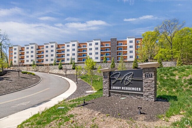 Foto del edificio - Sunset Ridge at Totowa