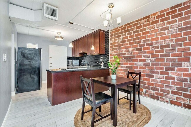 Building Photo - 4500 N Flagler Dr