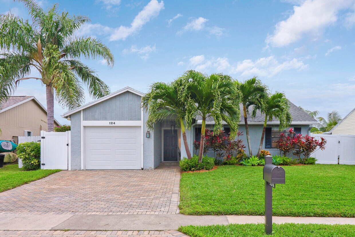 Foto principal - 124 Timberline Dr