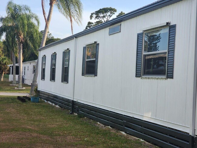Foto del edificio - 14 Novedades