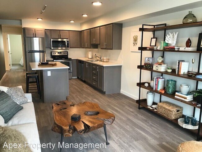 Foto del edificio - 709-709 32nd St