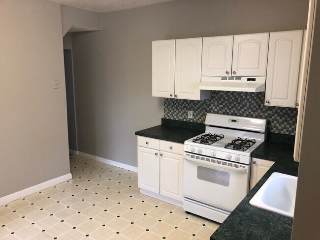 Foto del edificio - 534 Pleasant St