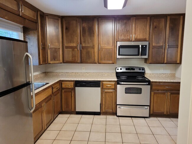 Building Photo - 1319 Garvin St