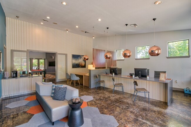 Leasing Center - Republic at Sam Houston