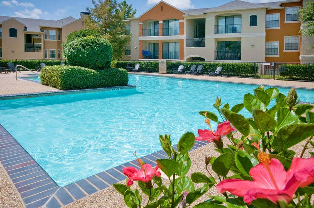 Rockbrook Creek 2200 Uecker Dr Lewisville, TX