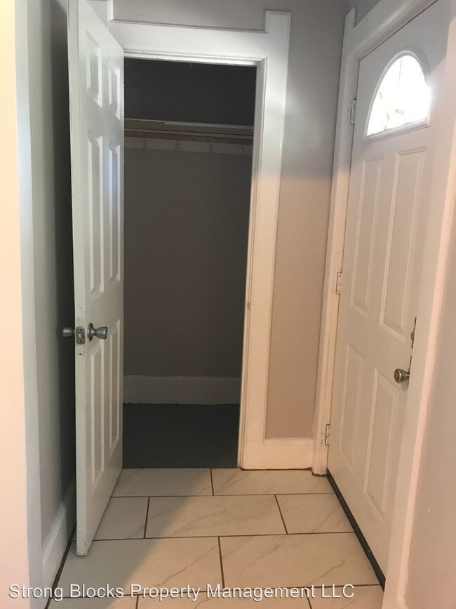 Foto del edificio - 4 br, 1 bath House - 1844 N 24TH PL