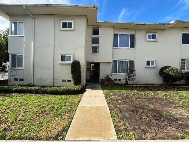 Foto del edificio - Chevy Chase, 719-729