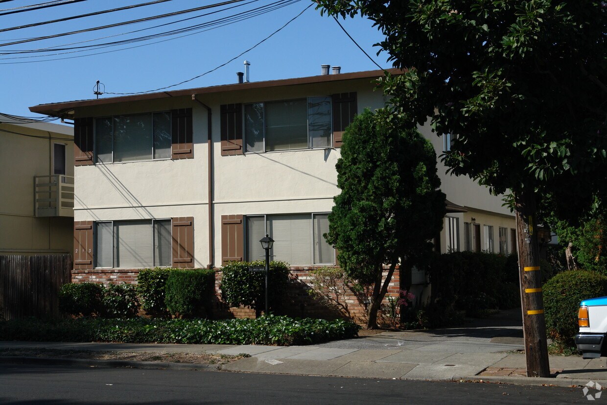 Primary Photo - 213 Anita Rd