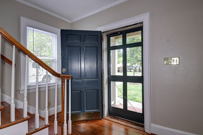 Foto del edificio - PORTSMOUTH FOR RENT!