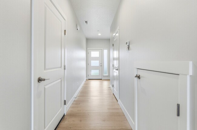 Foto del edificio - 4613 Rd 114