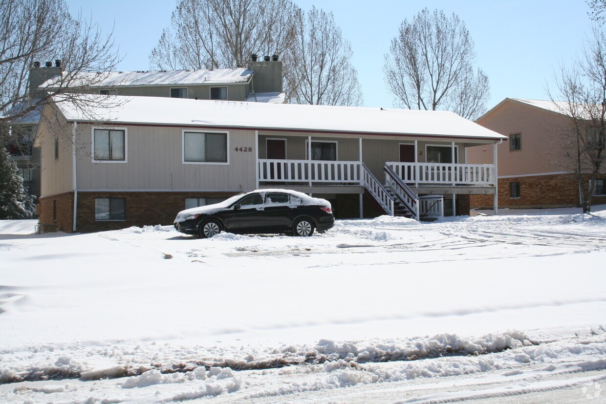 Foto principal - 4428 Stover St