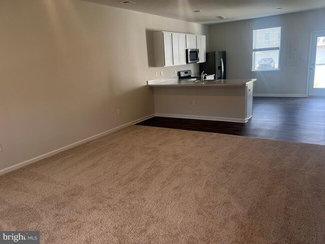 Building Photo - 521 Ridgley Blvd