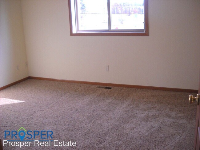 Foto del edificio - 2 br, 1.5 bath Apartment - 304 Grant Street