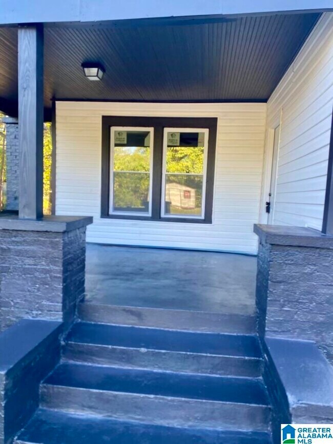 Foto del edificio - 4836 TERRACE S Ter