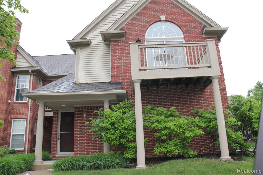 28273 Carlton Way Dr, Novi, MI 48377 Condo for Rent in Novi, MI