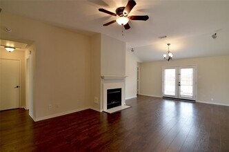 Building Photo - 28926 Sedgefield St