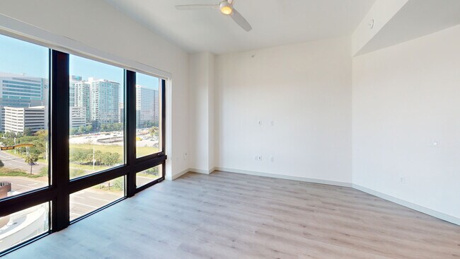 Interior Photo - 101 N Meridian