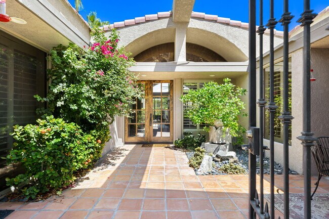 Foto del edificio - 78560 Arapahoe Dr