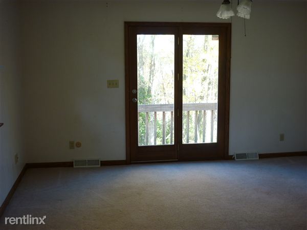 Building Photo - 2222 Potts Ln