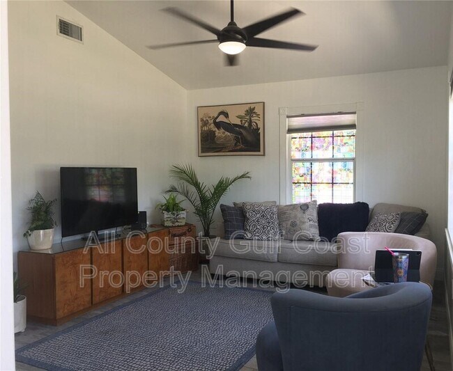 Building Photo - 241 San Marco Dr