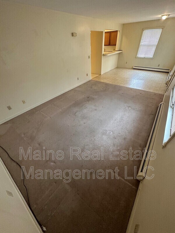 114 Main Rd N Unit G, Hampden, ME 04444 Condo for Rent in Hampden, ME