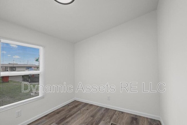 Foto del edificio - 403 N Walnut St