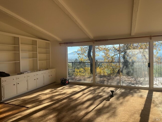 Building Photo - 121 Knoll Pl