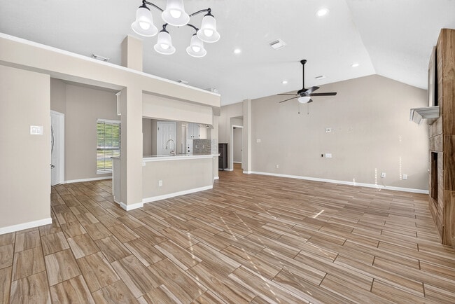 Building Photo - 4706 Colby Dr