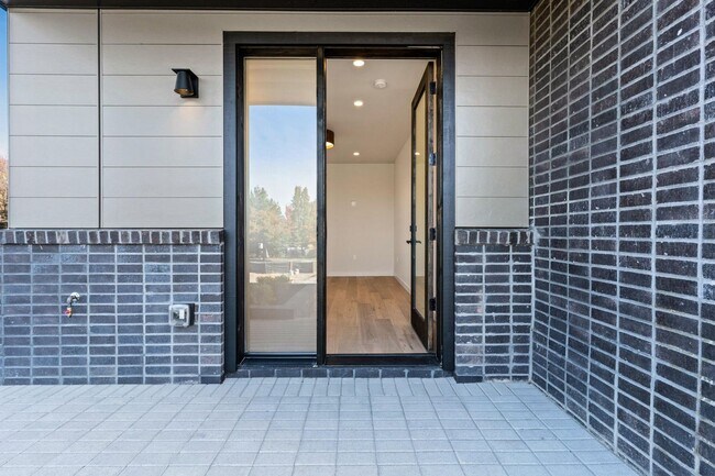 Foto del edificio - 211 SW Log Ct
