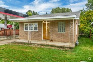 Building Photo - 35 E 600 N