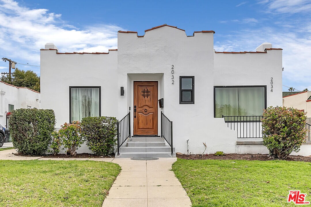 Foto principal - 2034 S Palm Grove Ave