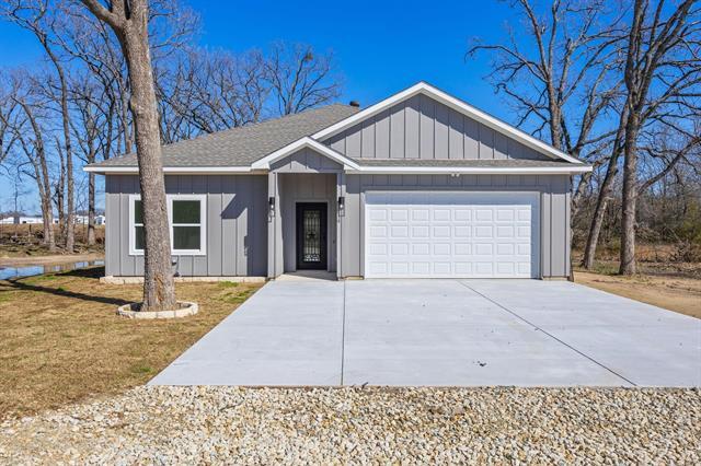 Primary Photo - 202 Dover Dr