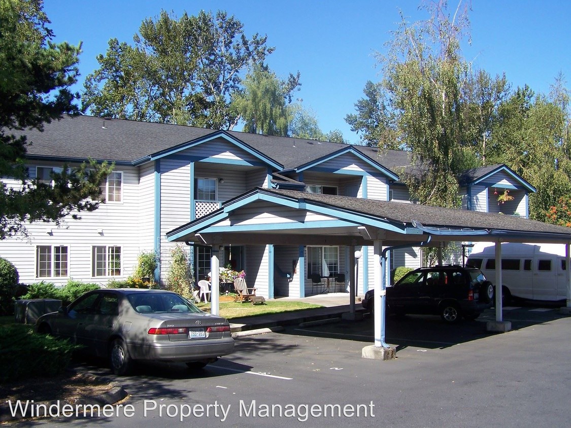 Primary Photo - 1302-1306 Birchwood Ave