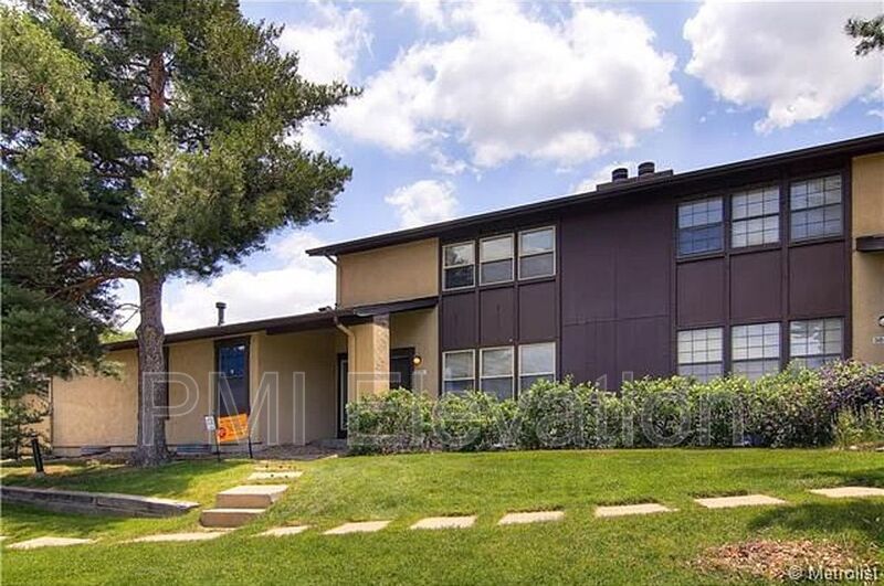 Foto principal - 3839 S Fraser St