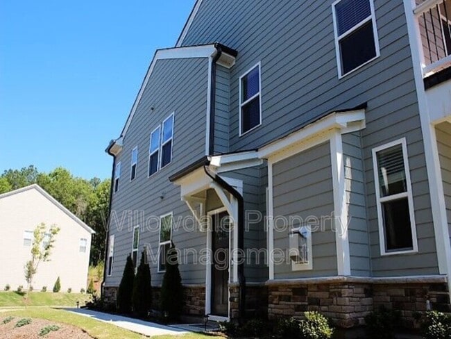 Building Photo - 2016 Chipley Dr