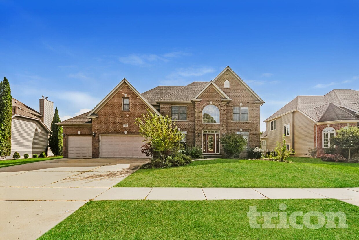 Foto principal - 2512 Champion Rd