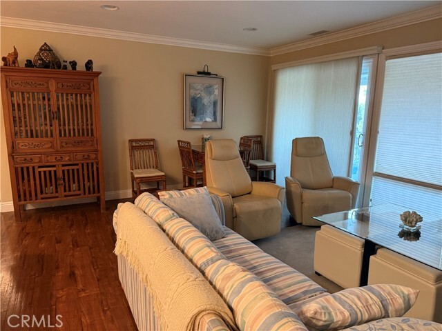 Building Photo - 816 Via Alhambra