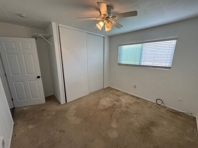 Foto del edificio - 2 Bedroom Condo in San Diego