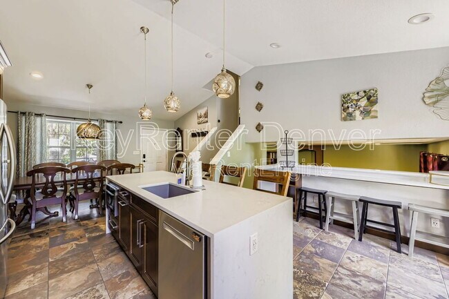 Foto del edificio - 12295 Crabapple St